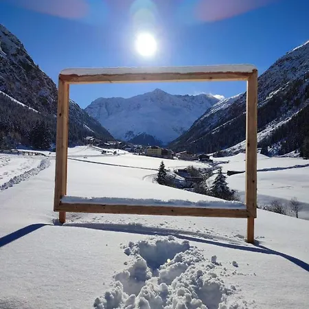 Haus Bergwind Apartmán Sankt Leonhard im Pitztal