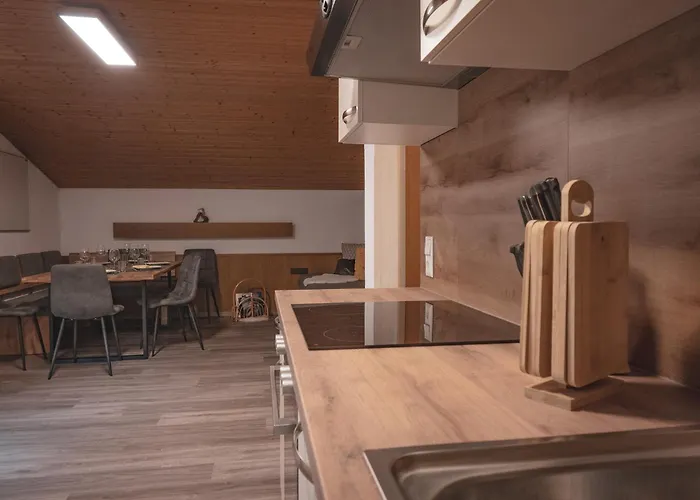 Haus Bergwind 公寓 *